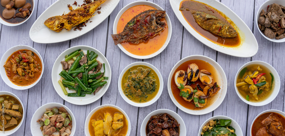 Thai Mixed Curries and Soups Thai Mixed Curries and Soups