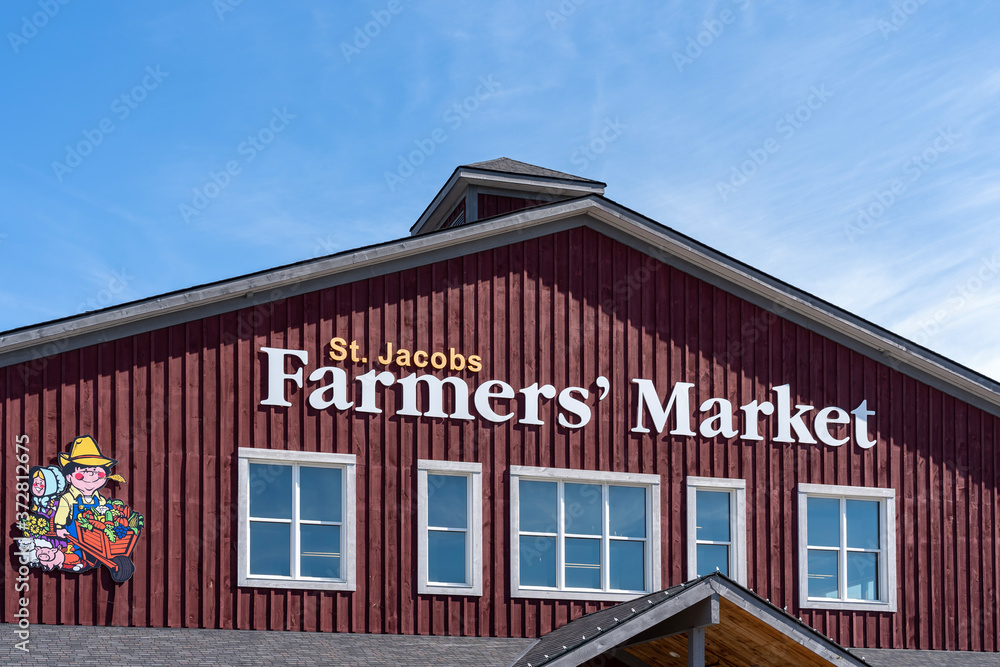 Foto de St. Jacobs , Ontario, Canada - August 20, 2020: Sign of St ...