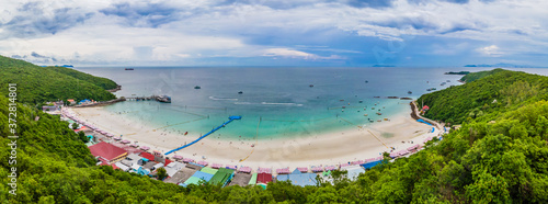 Panorama landscape of Tawaen Beach at Kohlan, Pattaya, Thailand.