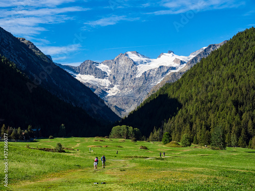 Photos View of the valley of Cogne in the Gran Paradiso National Park