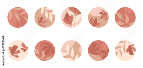 Bundle of insta highlights covers.Modern vector layouts with hand drawn organic shapes,florals and textures.Abstract backgrounds.Trendy design for social media marketing.