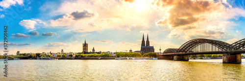 Bild auf Leinwand Panorama of Cologne with Cologne Cathedral and the Rhine on a beautiful summer d