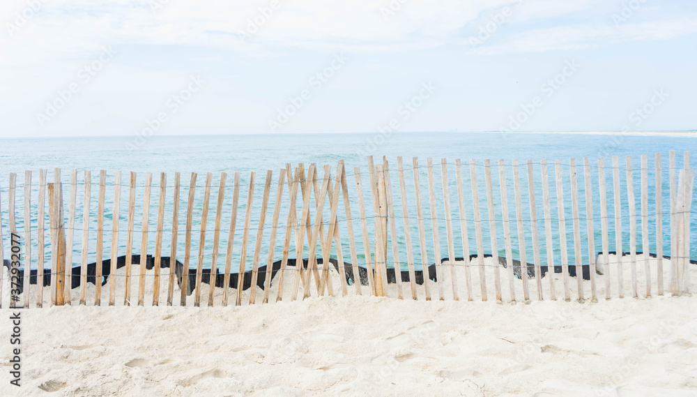 Long Beach Island oceanic background with fence 