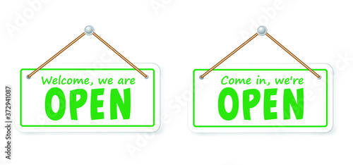 Open and closed board signs The sign is openly close, green and red label Vector hanging tags icons Come In, We're or We are Open Sorry we're closed signboard office or store market old door icons
