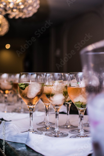 Wallpaper Mural COCTAIL Torontodigital.ca