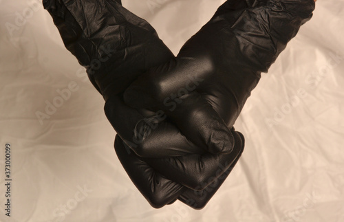 confinamiento, guantes, protección, virus, covid, corazón manos, nitrilio, aislamiento, unión, compromiso, precausion, manos, guante, mano sola, forma de corazón guantes,  photo