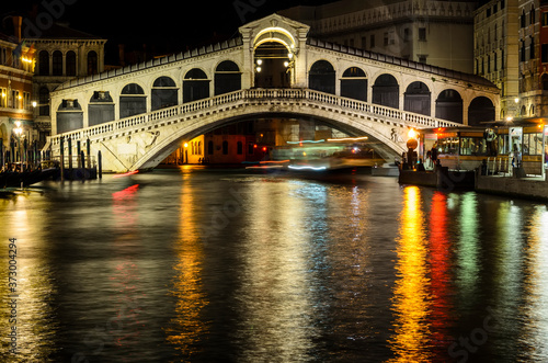Night view of Rialto Bridge (Ponte di Rialto) . Venice, Italy