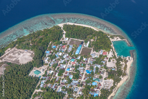 Vászonkép Aerial view of Kihaadhoo island in Baa Atoll of Maldives