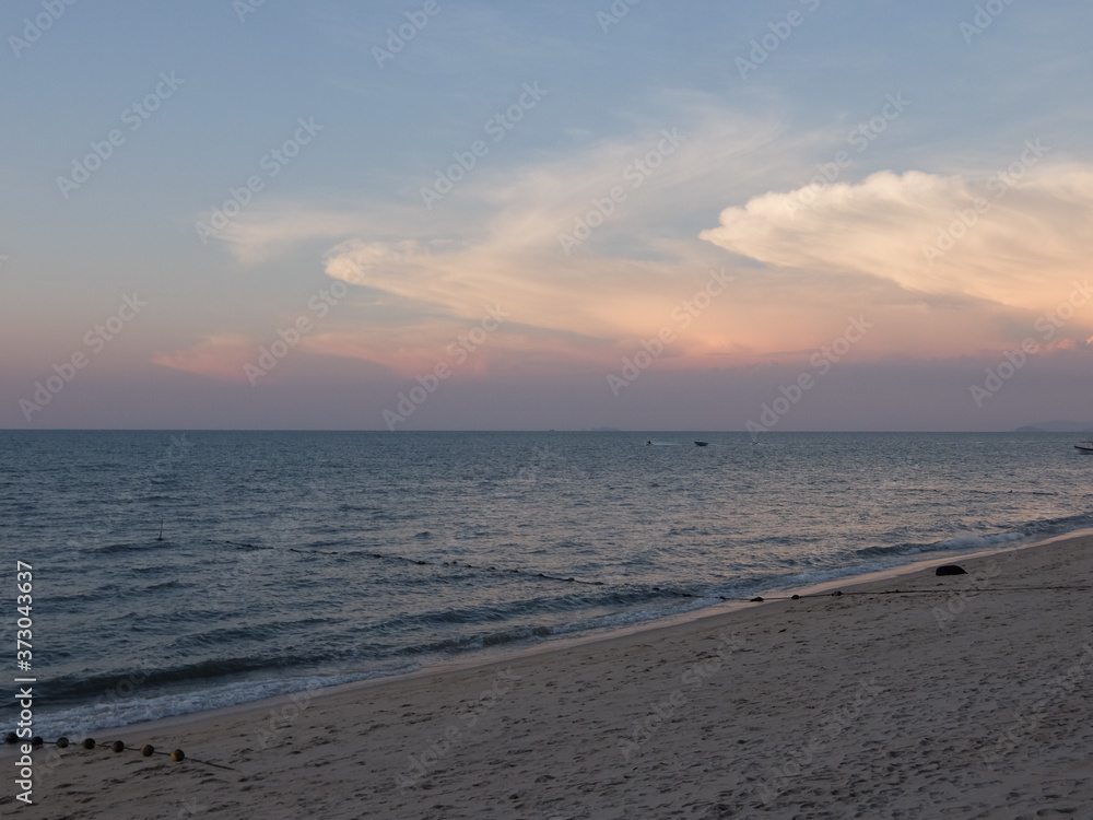 夕暮れのペナン島のビーチ