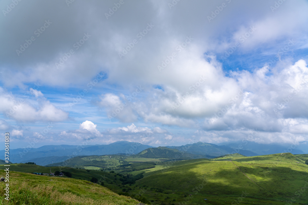 夏の車山山頂からの眺望