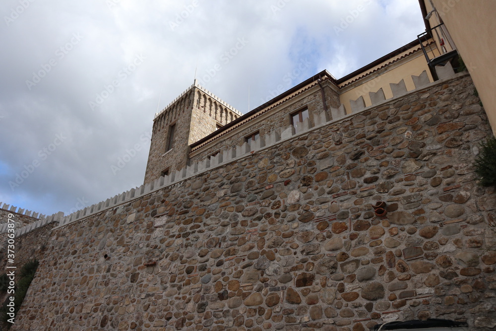 Chianche - Mura del castello normanno