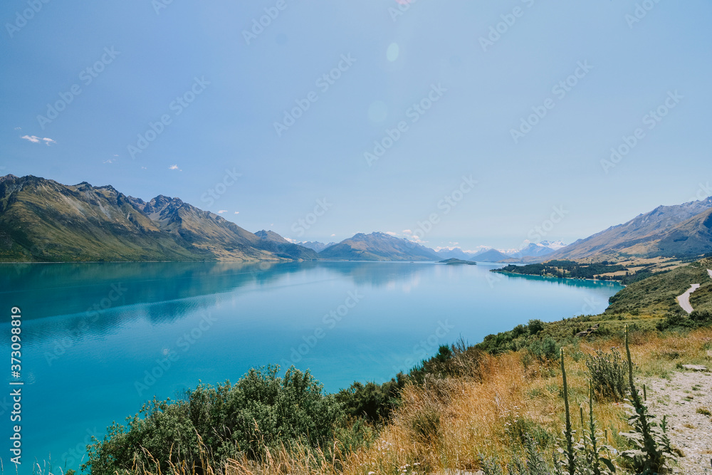 Obraz premium New Zealand Lake and Mountains