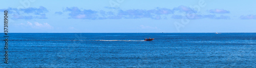 barco praia vila franca