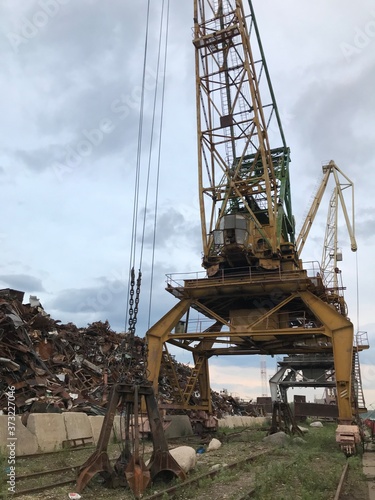 scrap-metal in the port, crane