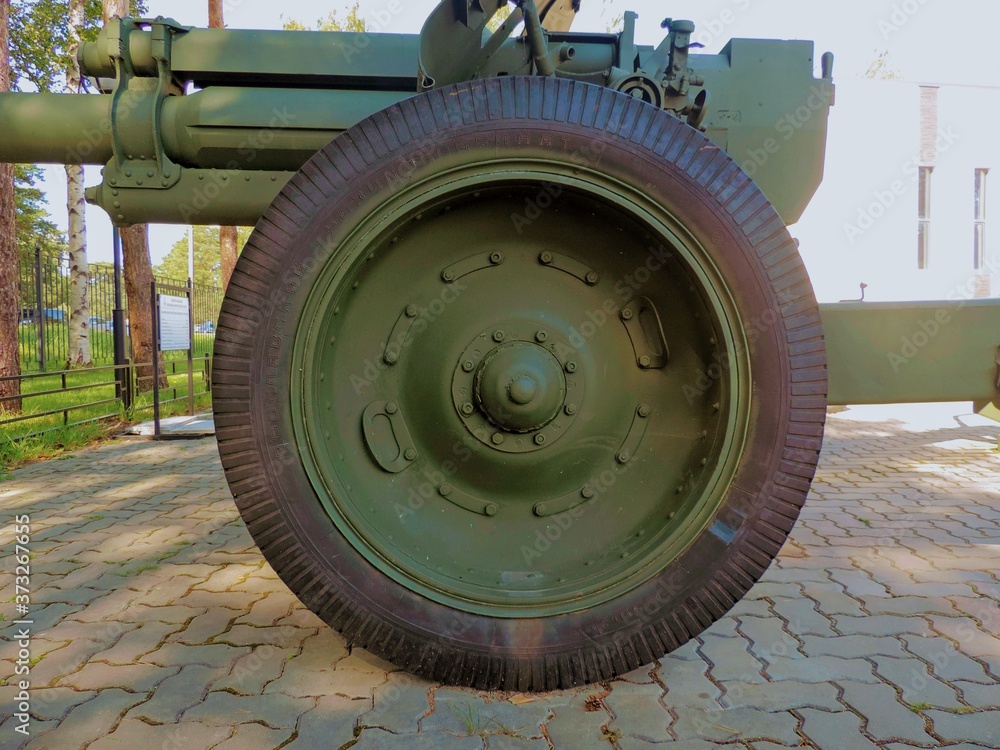 wheel cannon wheel cannon