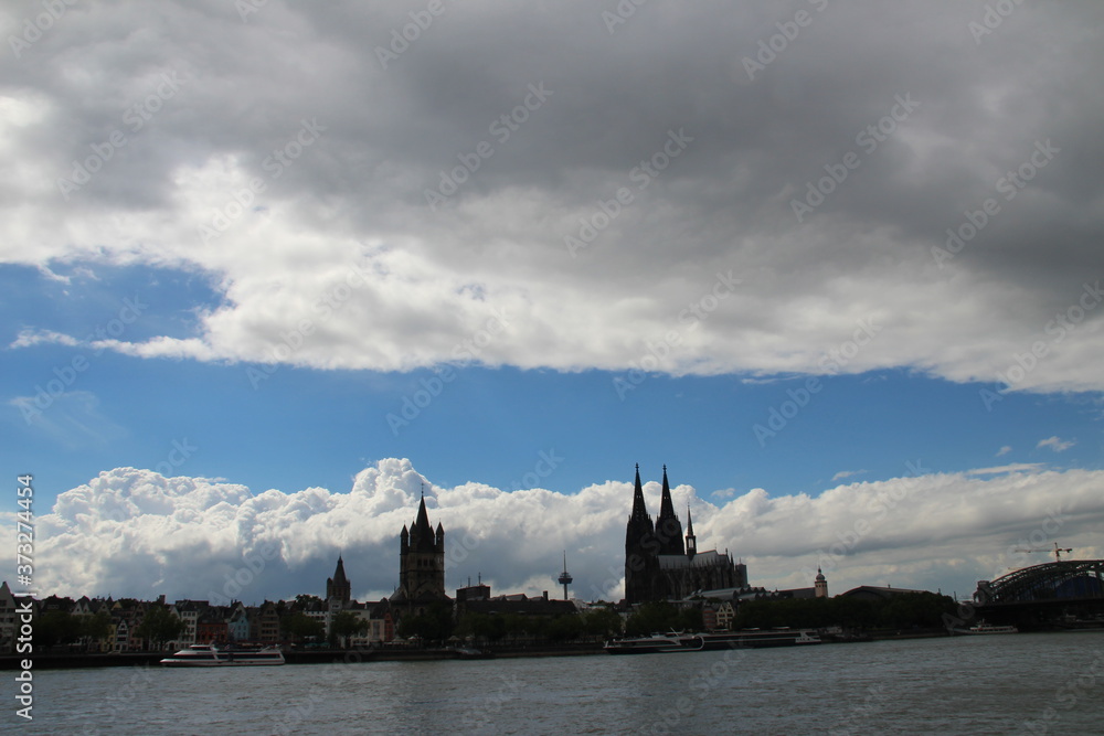 Wolken über Köln