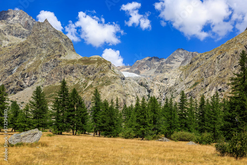 Summer 2019 image of the southern part of the Galcier Blanc (2542m) located in The Ecrins Massif in the French Alps © Provisualstock.com