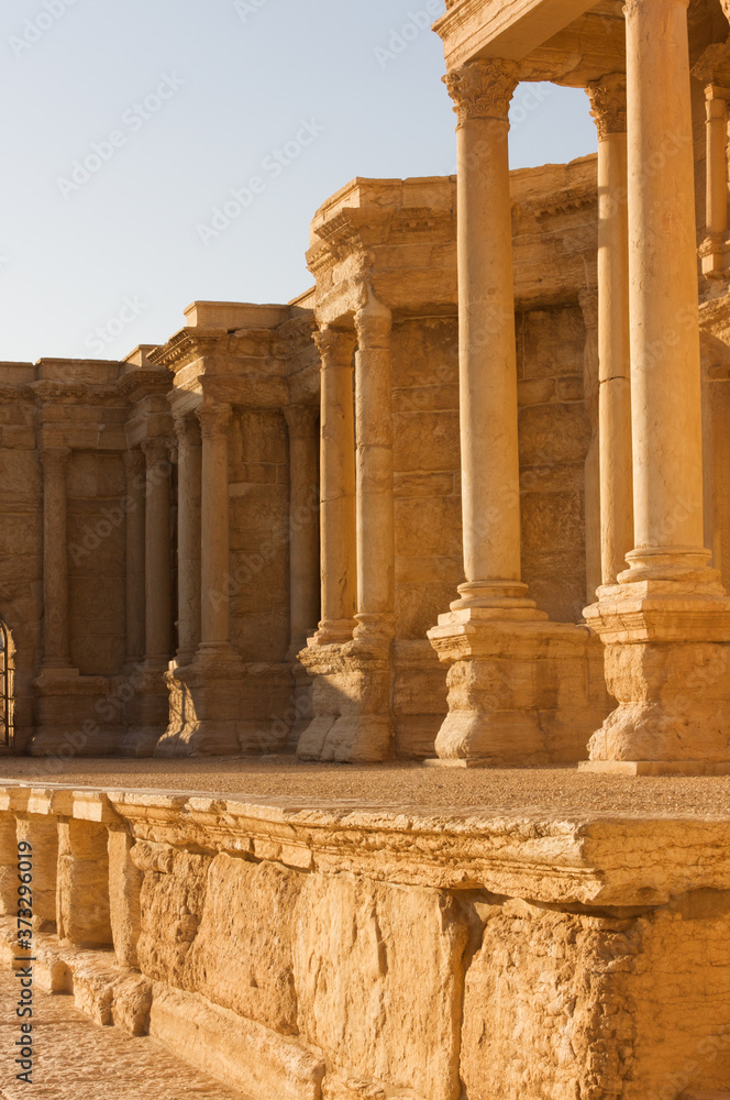 Fototapeta premium Palmyre Syria 2009 The ruins of an ancient city dating from the Roman period