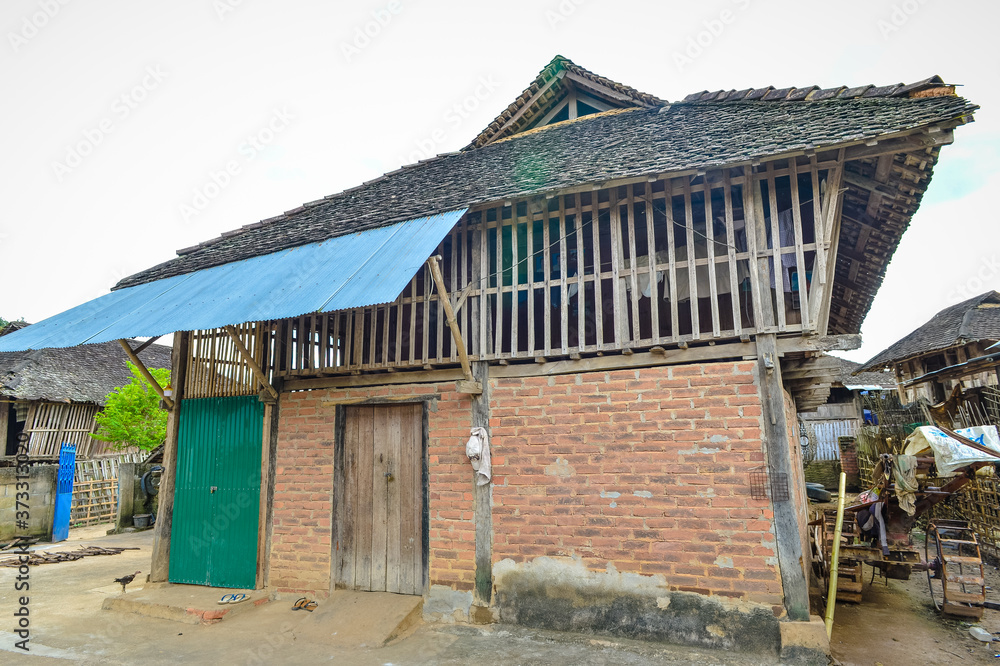 Ancient houses, rice terraces Various food And attractive atmosphere Keng Tung Province, Union of Myanmar
Ancient houses, rice terraces Various food And attractive atmosphere Keng Tung Province, Union of Myanmar