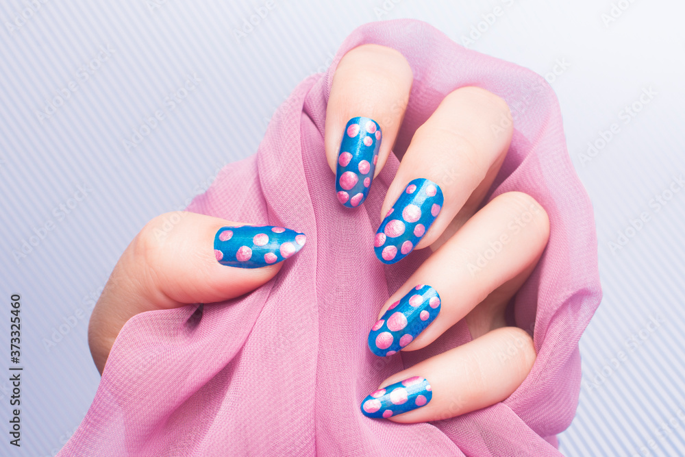 pink spotted blue nails manicure pink spotted blue nails manicure