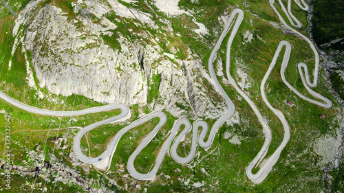 Φωτογραφία Famous Gotthard Pass in Switzerland - aerial view - travel photography
