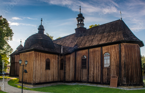 Kościół św. Bartłomieja w Łapanowie. Zabytek architektury drewnianej