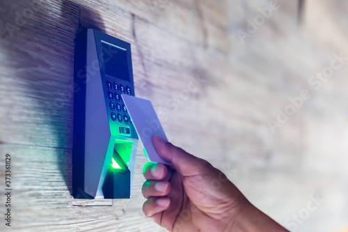 Cuadro en lienzo Door access control