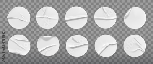 White round crumpled sticker mock up set. Adhesive white paper or plastic sticker label with glued, wrinkled effect on transparent background. Templates of a label or price tags. 3d realistic vector