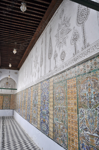 Traditional Arabic style on the walls. Kairuan.Tunis