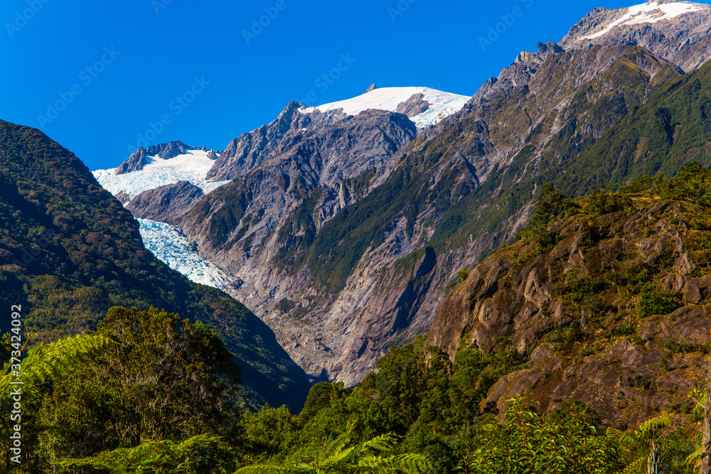  Mount Cook and the Tasman Glacier