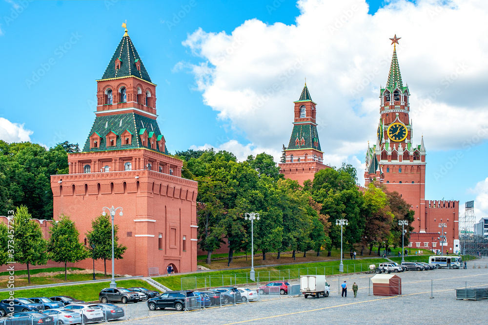 Fototapeta premium The eastern wall of the Moscow Kremlin was the third stage of its expansion. A ditch was dug in front of this wall, connecting the Moskva River with its tributary, the Neglinka River. 