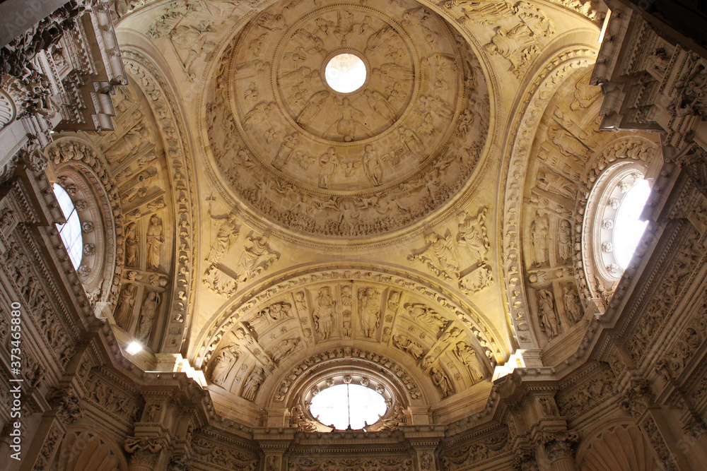 Kathedrale von Sevilla ist die größte gotische Kirche der Welt