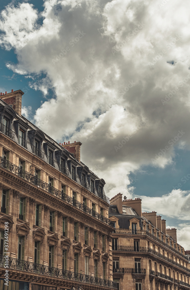 Beautiful parisian architecture, Paris, France Beautiful parisian architecture, Paris, France