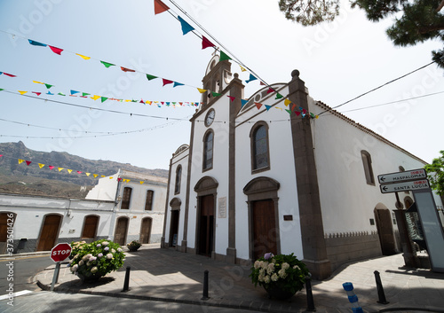 Pequeña iglesia situada en Tunte, Gran Canaria photo