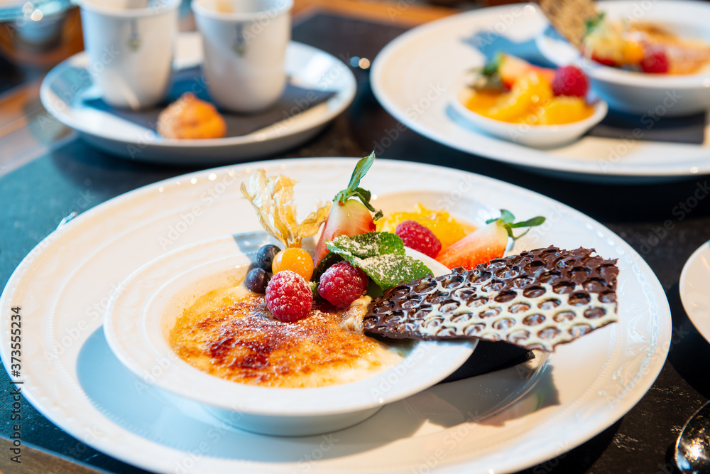 Crème brûlée mit Schokolade Crème brûlée mit Schokolade