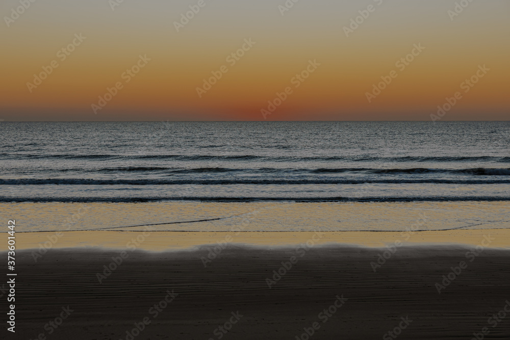 Skyline Sunset on the beach concepto de paz vacaciones veranos calurosos