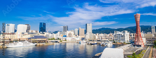 神戸ベイエリア　ポートタワーとハーバーランド　ワイド