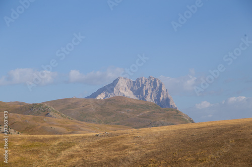 Fototapet rocca calascio gran sasso national park abruzzo italy