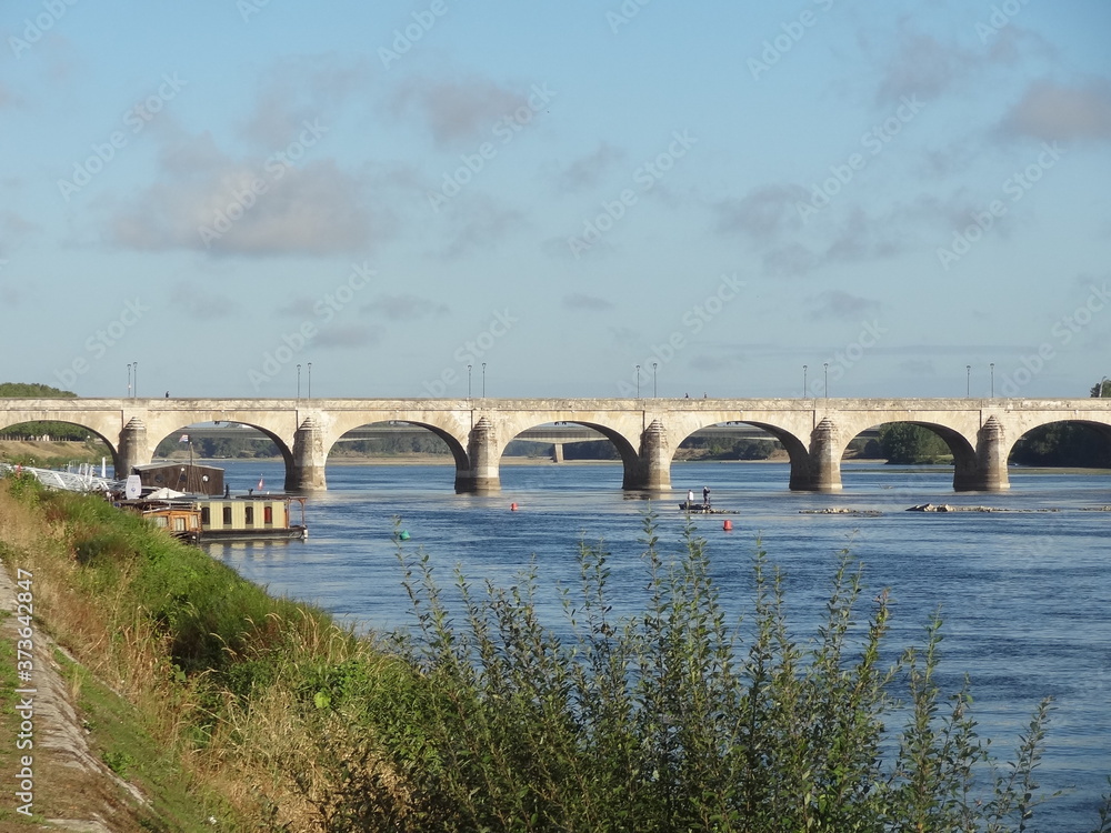Pont de Saumur, Maine et Loire, Anjour, Centre Val de Loire, Château de La Loire, La Loire à vélo, France