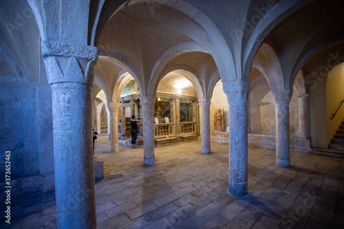 Quadro su tela sulmona medieval city historic center italy
