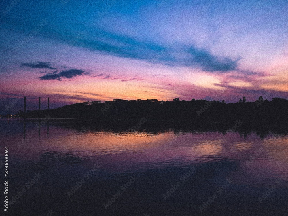 Fototapeta premium Sunrise at Woodlands Waterfront