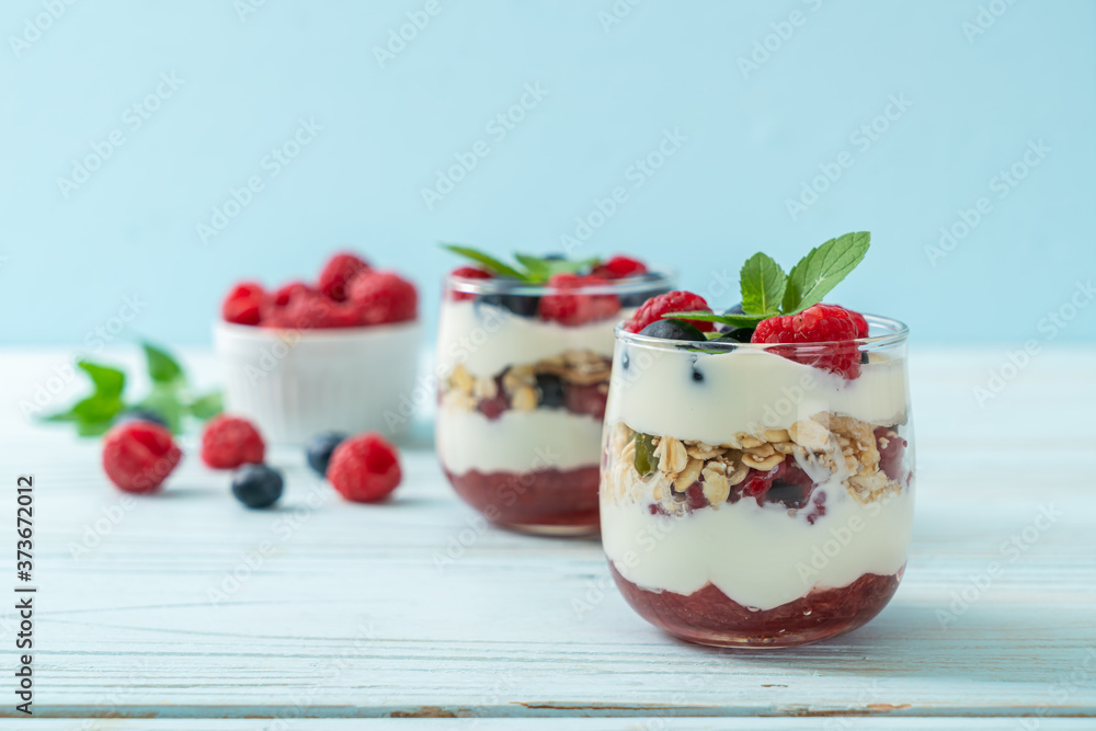 homemade raspberry and blueberry with yogurt and granola homemade raspberry and blueberry with yogurt and granola