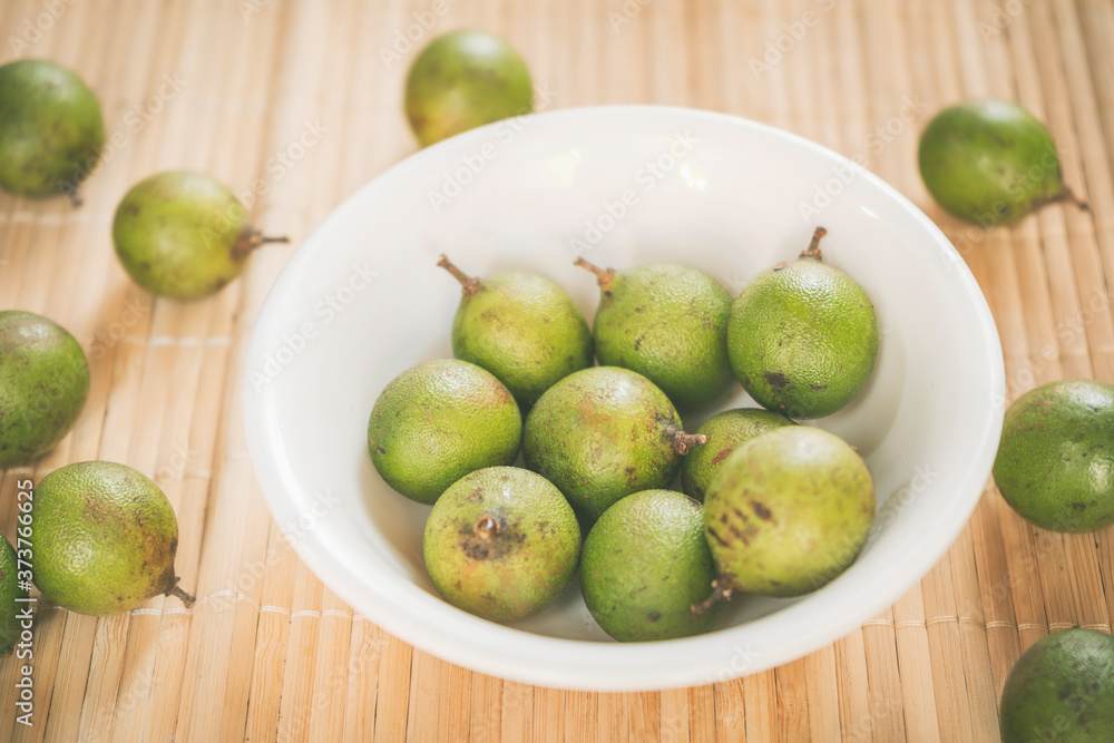 Melicoccus bijugatus - Mamoncillo delicious tropical fruit