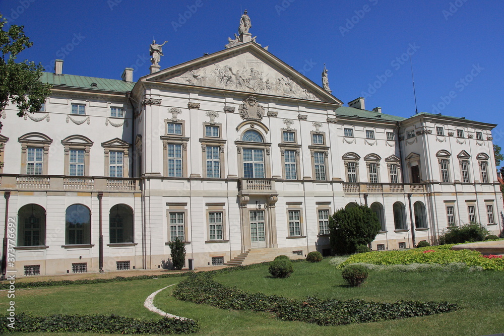 Der 1695 erbaute barocke Krasiński-Palast in Warschau (Polen), auch als Commonwealth-Palast bekannt.