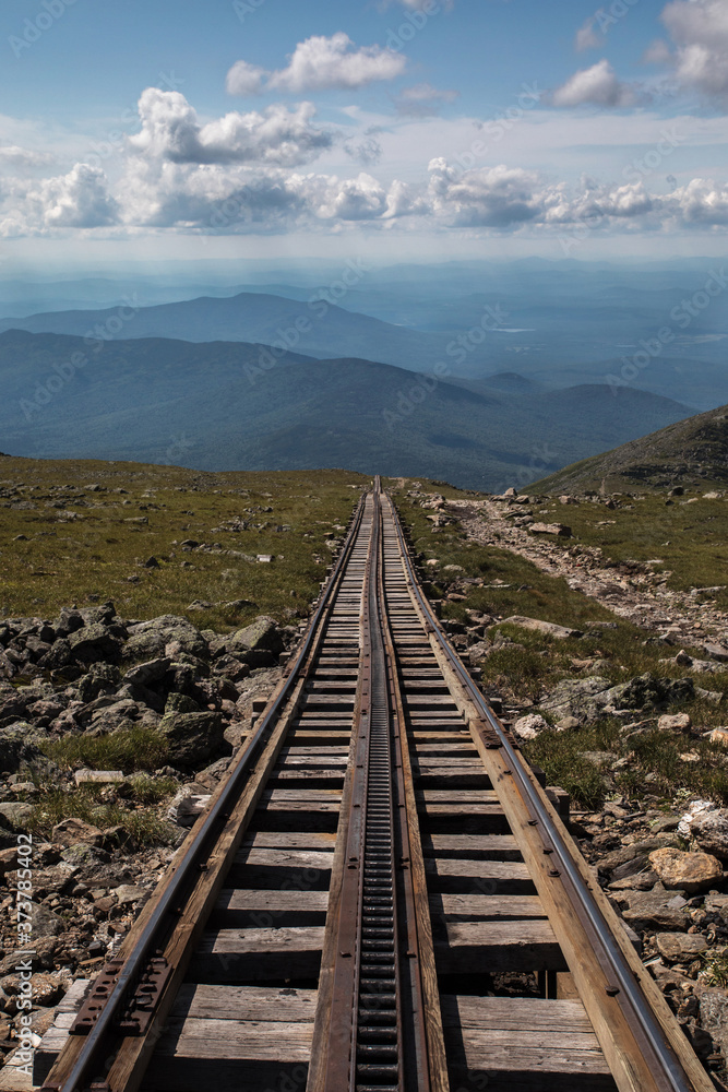 Fototapeta premium Right Side of the Tracks