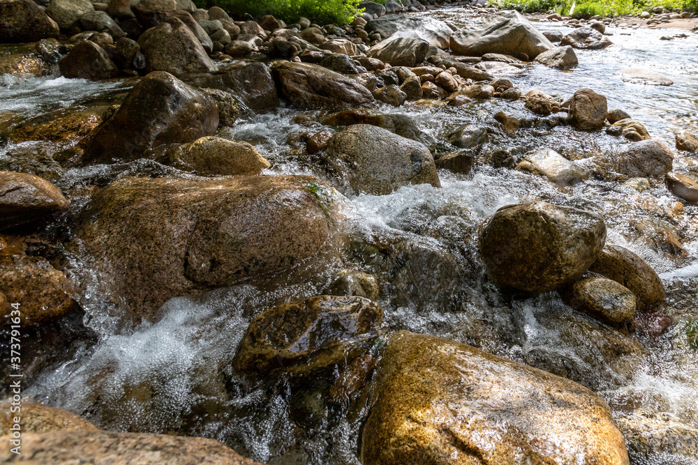 Black Brook descneds from Bondcliff to meet the East Branch Pemigewasset River with fresh, clear water. Black Brook descneds from Bondcliff to meet the East Branch Pemigewasset River with fresh, clear water.