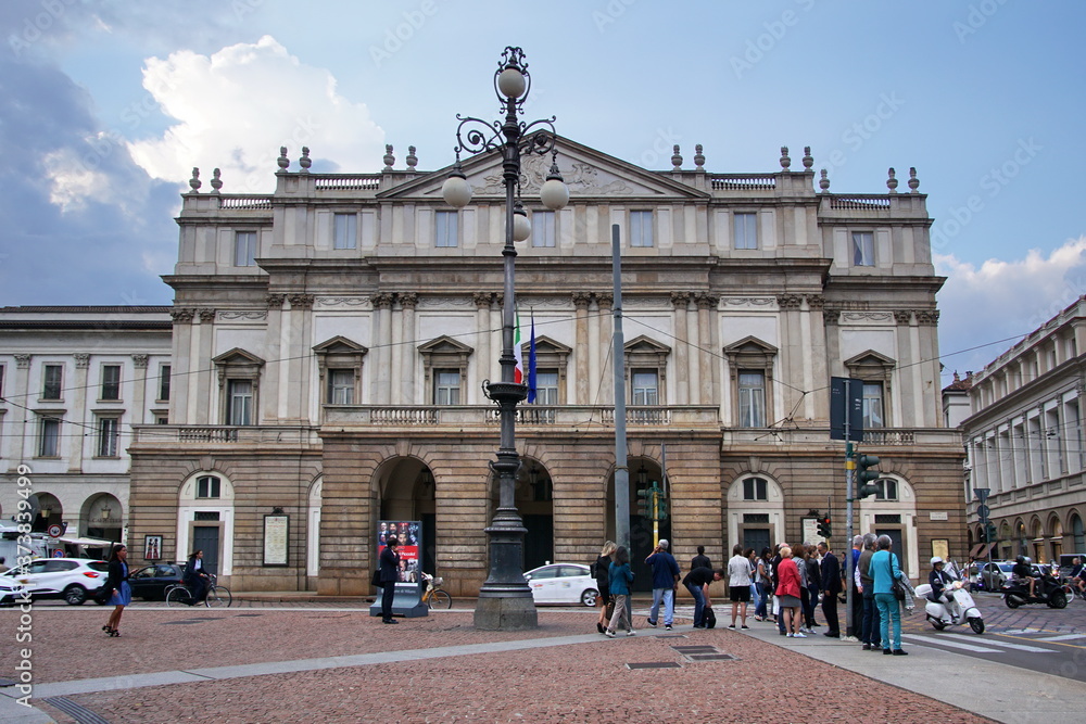 Obraz premium La Scala opera house at Piazza Della Scala in Milan old town.
