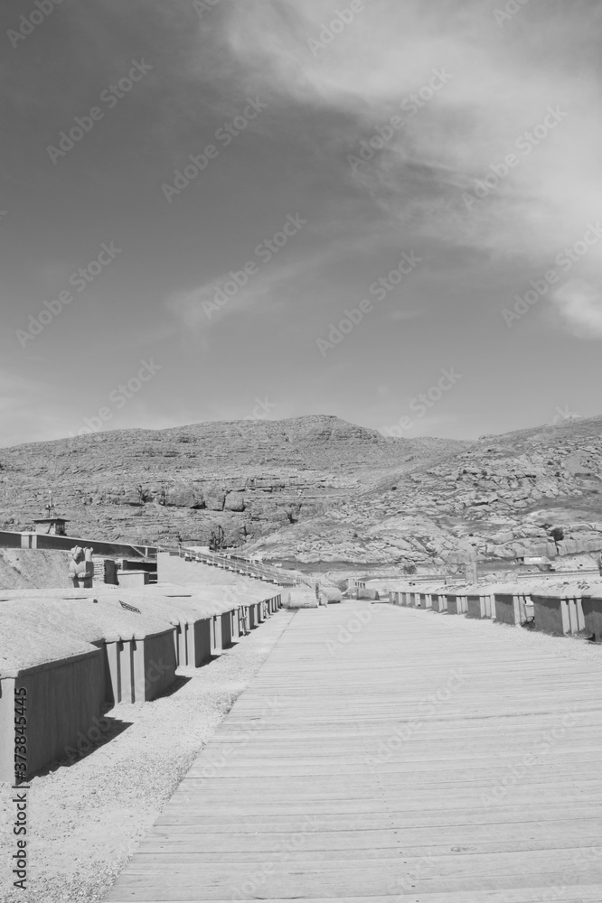 Road to perdition in black and white