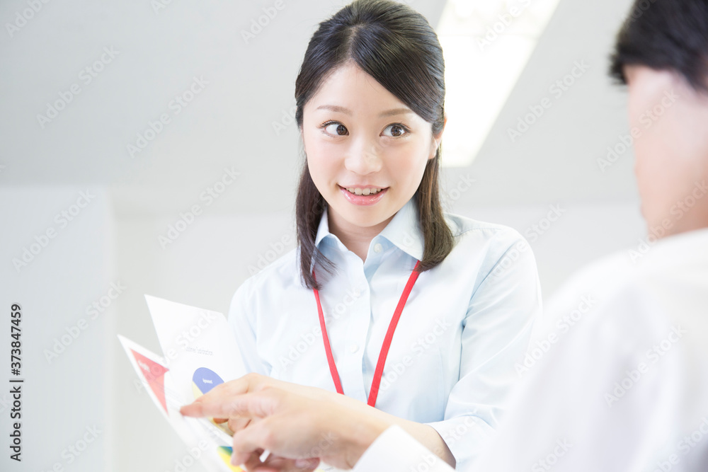 会話する上司と部下 会話する上司と部下