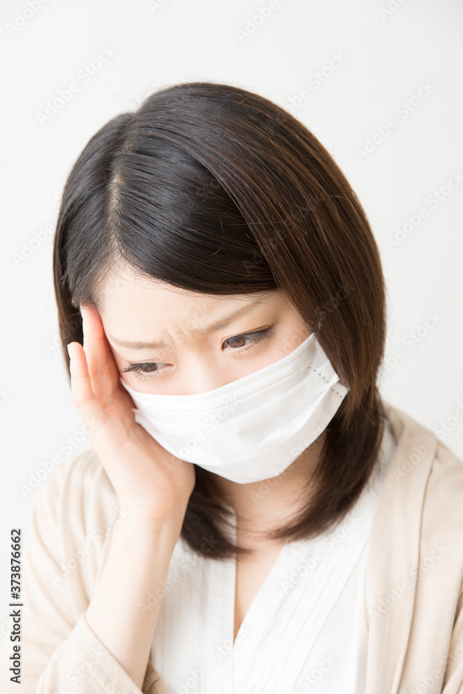 風邪の女性 風邪の女性